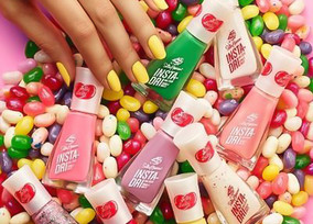 Sally hansen