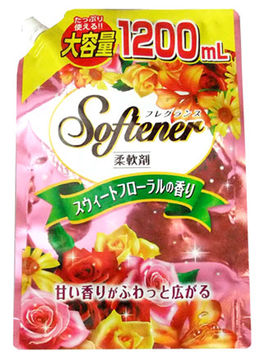 Кондиционер для белья со сладким цветочным ароматом Sweet Floral, 1200 мл, Nihon Detergent