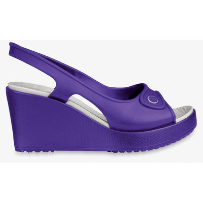 Босоножки Crocs