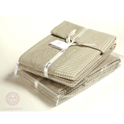 Комплект из трех полотенец Luxberry