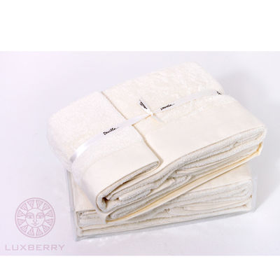 Комплект из трех полотенец Luxberry
