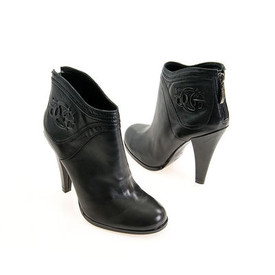 Ботильоны UGG, цвет цвет черный