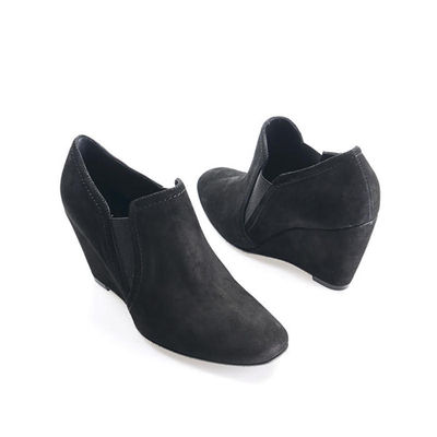 Ботильоны UGG, цвет цвет черный