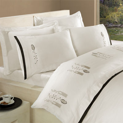 Комплект Issimo, цвет цвет молочный