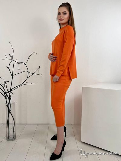 Трикотажный костюм с юбкой ,цвет оранжевый