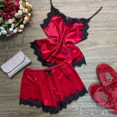  Sweet Home, цвет красный