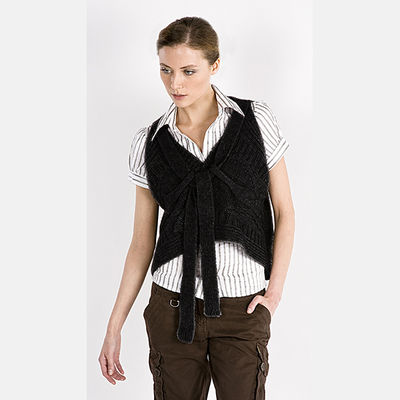 Жилет NafNaf, цвет цвет черный