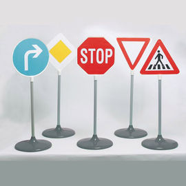 Игровой набор  Дорожные знаки