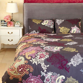 Комплект постельного белья Togas "БЕАТРИС", цвет серо-розовый, семейное (наволочки 50х70см)