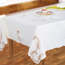 Комплект столового белья SoftLine, цвет кремовый, 9 предметов