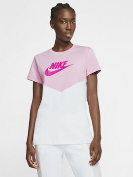 Футболка Nike, цвет розовый