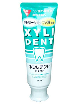 Зубная паста с фтором для укрепления зубной эмали Xyli Dent, 120 г, Lion