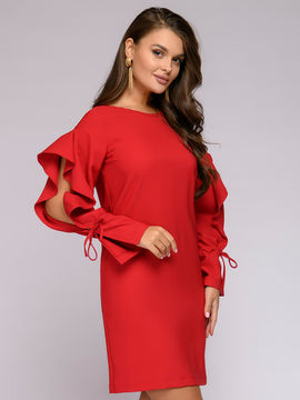 Платье красное с оригинальными рукавами