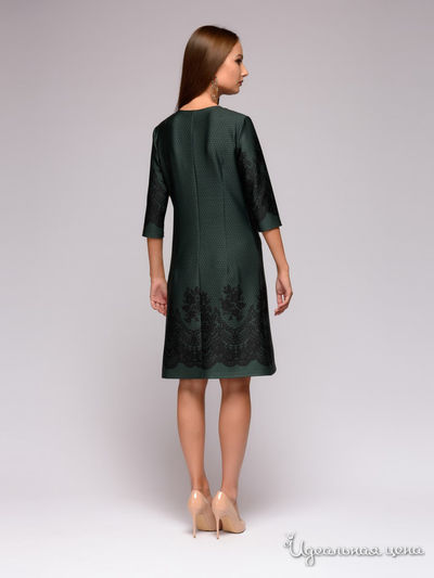 Платье измурудного цвета длины мини с имитацией кружева на подоле и рукавах