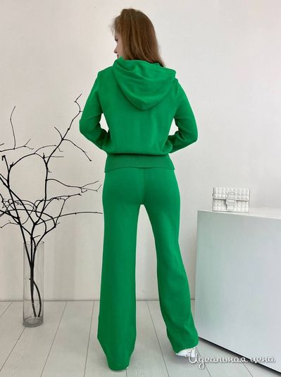 Трикотажный костюм с брюками, цвет зеленый